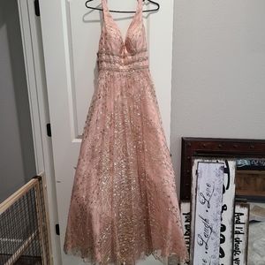 Gorgeous formal dress